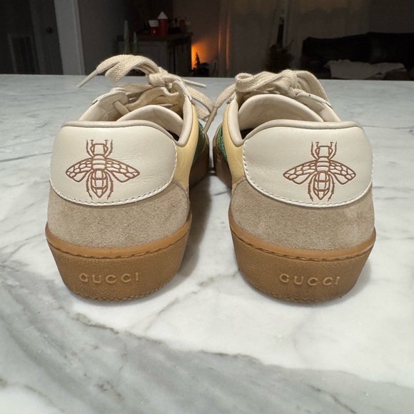 Authentic Women’s Gucci G74 Web Low Sneakers in Oatmeal - Picture 6 of 16